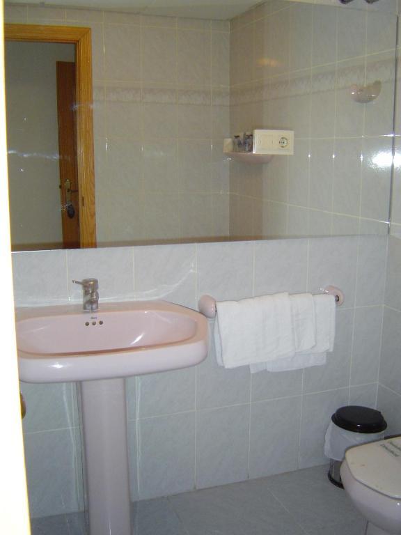 Hotel Lazaro Calamocha Room photo
