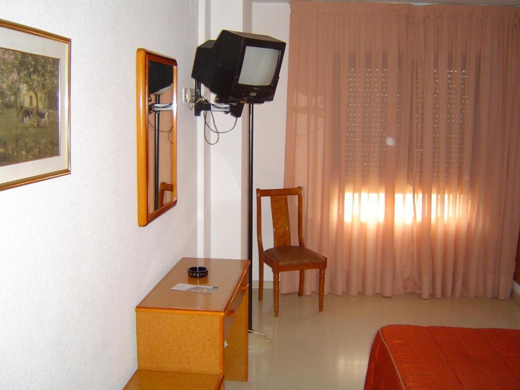 Hotel Lazaro Calamocha Exterior photo